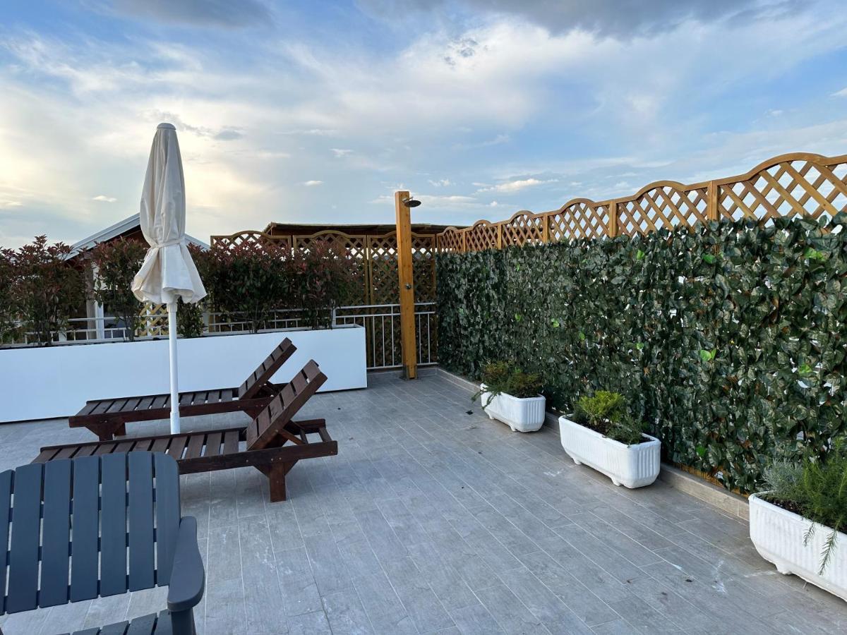 Paradise Rooftop Golem Golem  Dış mekan fotoğraf