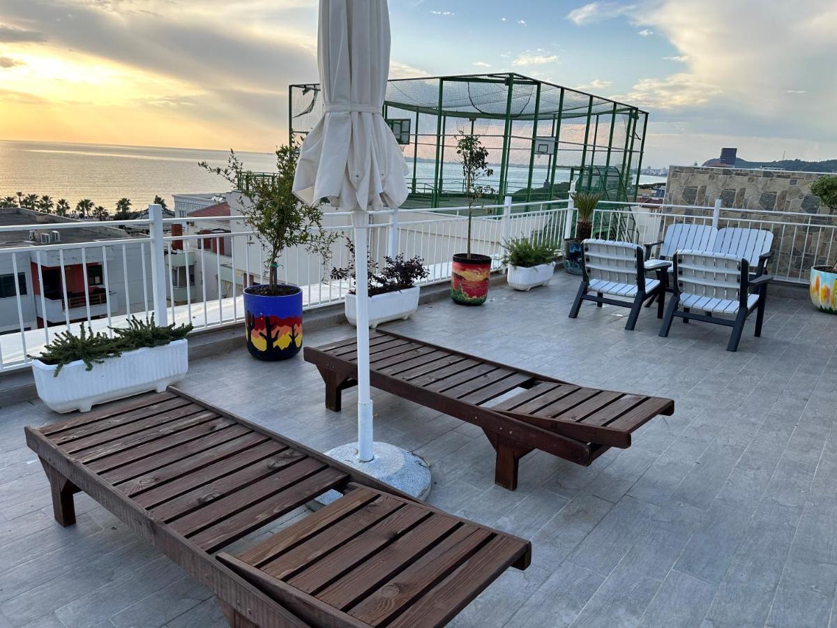 Paradise Rooftop Golem Golem  Dış mekan fotoğraf