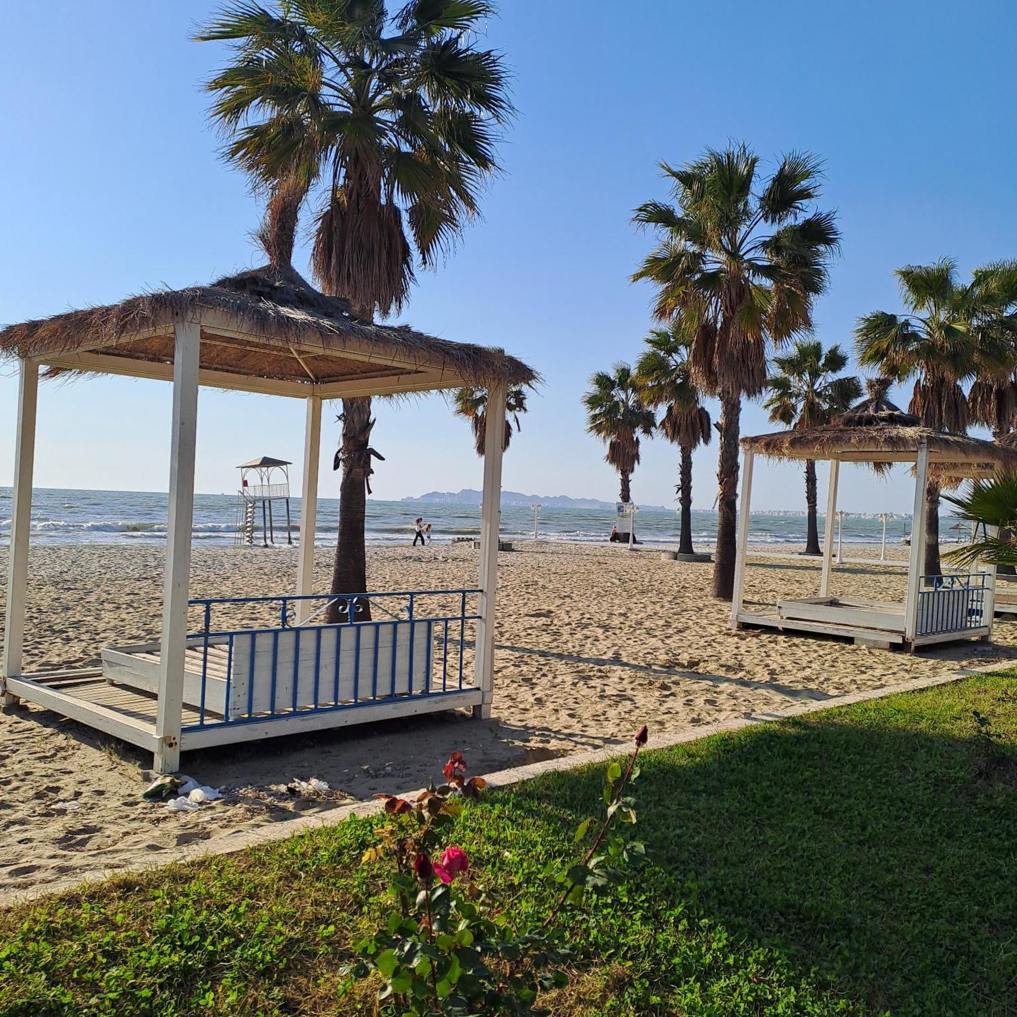 Paradise Rooftop Golem Golem  Dış mekan fotoğraf